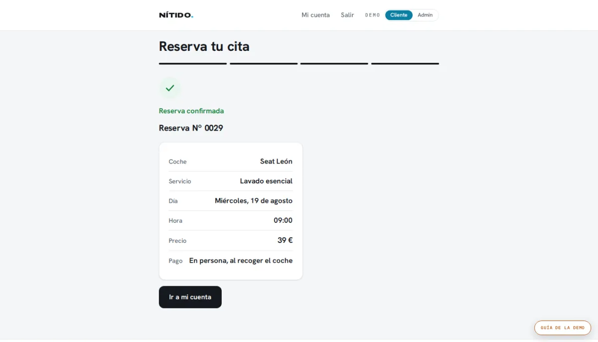 Pantalla de reserva confirmada con número de reserva y resumen de la cita